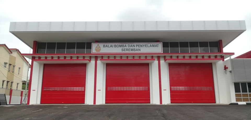 SKB industrial flood shutter installation